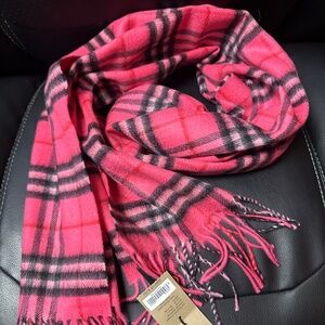 Rare! NWT! Burberry Women's Scarf Pink with Classic Check Pattern and Fringes